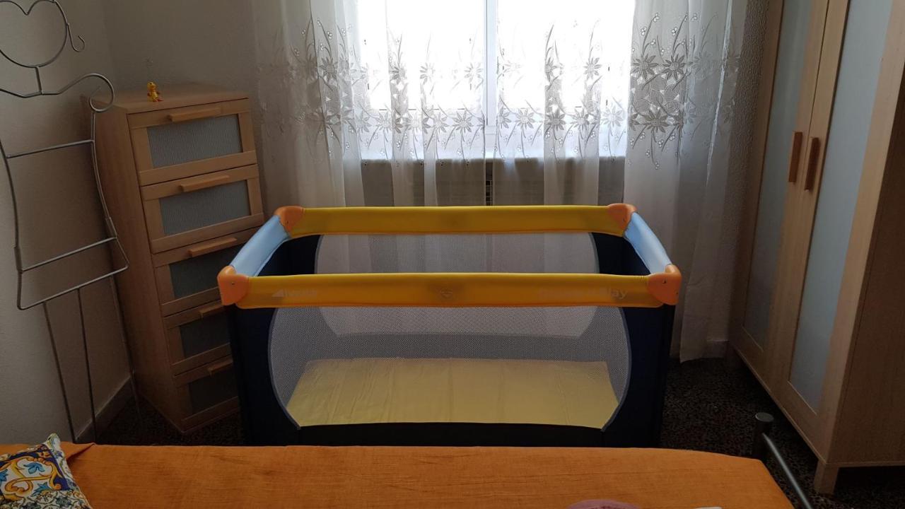 La Casa Di Bonnie & Clyde Apartment Genoa Ngoại thất bức ảnh