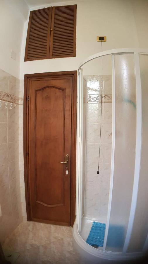 La Casa Di Bonnie & Clyde Apartment Genoa Ngoại thất bức ảnh